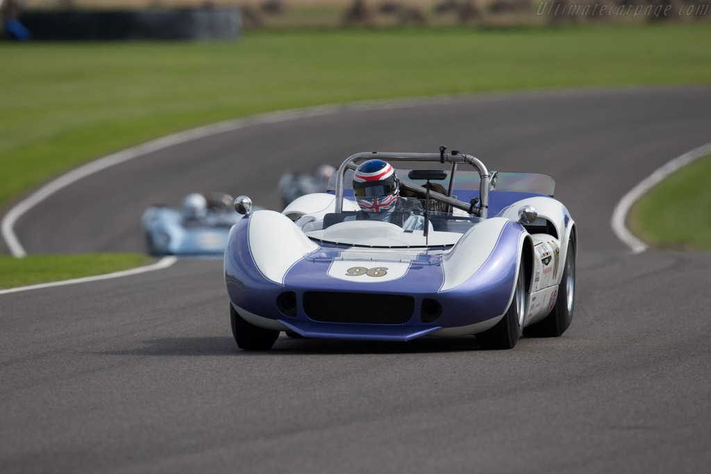 McLaren M1B Chevrolet - Chassis: 30-03 - Driver: Andrew Beaumont - 2015 Goodwood Revival