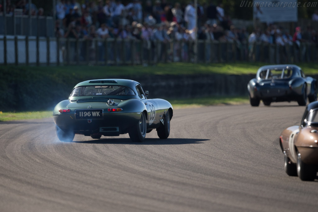 Jaguar E-Type - Chassis: 850486 - Driver: Gorden Shedden/Chris Ward - 2016 Goodwood Revival
