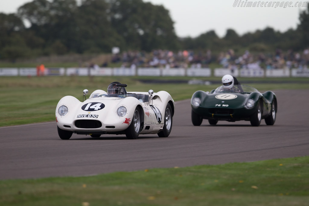 Lister Knobbly Chevrolet - Chassis: BHL 110 - Driver: Roberto Giordanelli - 2016 Goodwood Revival