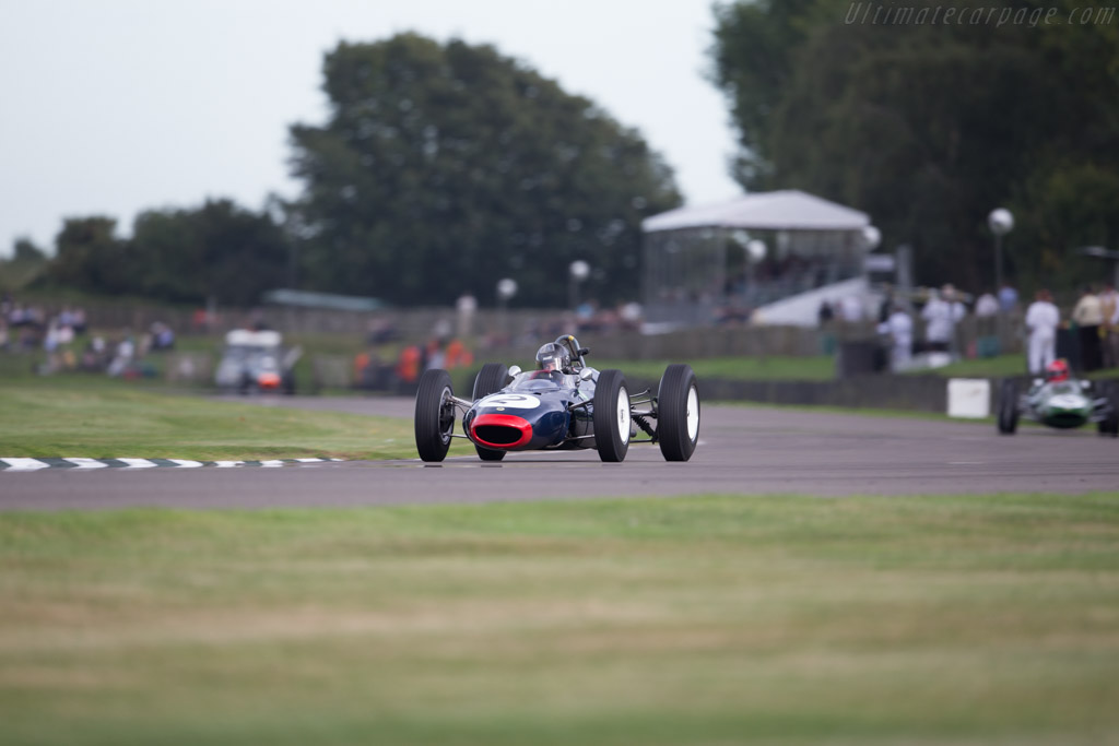 Lotus 24 BRM - Chassis: P1 - Driver: Chris Milner - 2016 Goodwood Revival