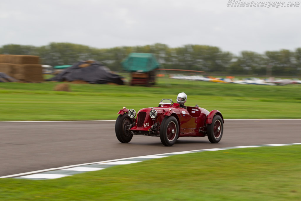 Aston Martin Brooklands - Chassis: 727 U - Entrant: Richard Skipworth - Driver: Mark Gillies - 2017 Goodwood Revival
