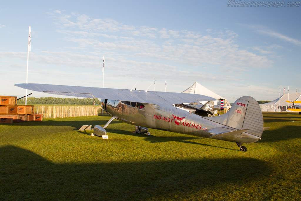 Cessna 195 Businessliner  - Entrant: Dirk Sadlowski - 2017 Goodwood Revival