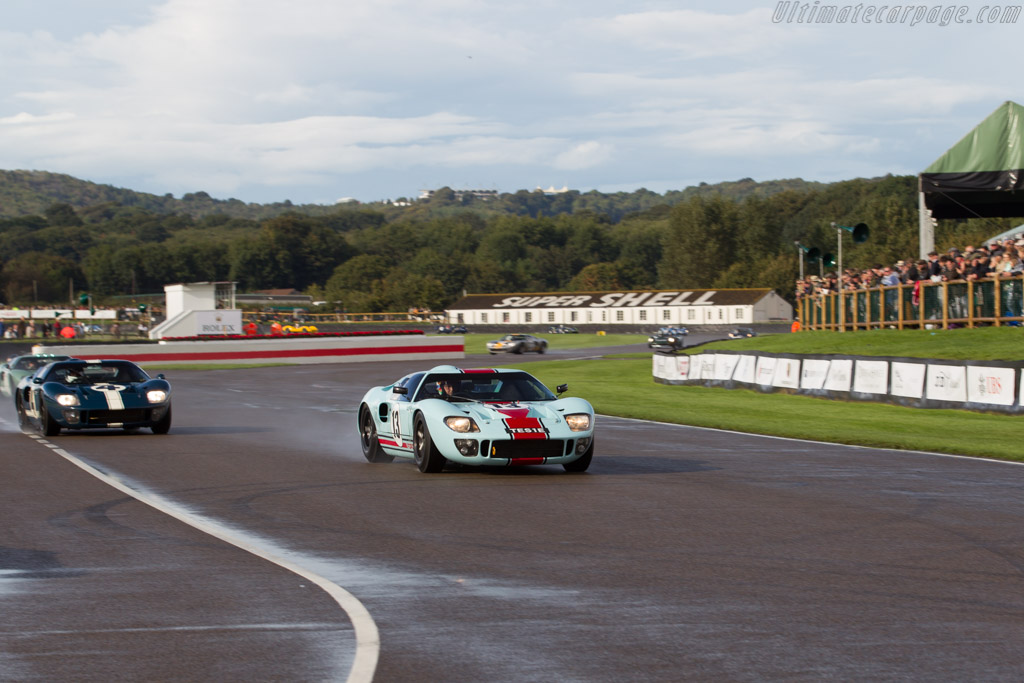 Ford GT40 - Chassis: GT40P/1025 - Entrant / Driver Shaun Lynn - 2017 Goodwood Revival