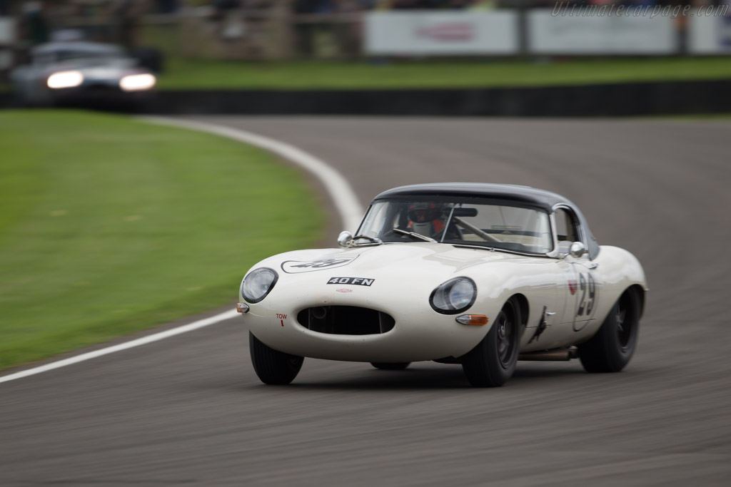 Jaguar E-Type - Chassis: 880822 - Entrant: Martin Hunt - Driver: Martin Hunt / Sam Hancock - 2017 Goodwood Revival
