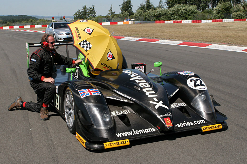 It's lonely at the back of the grid - Chassis: SR9001 - Entrant: Rollcentre Racing - 2006 Le Mans Series Nurburgring 1000 km