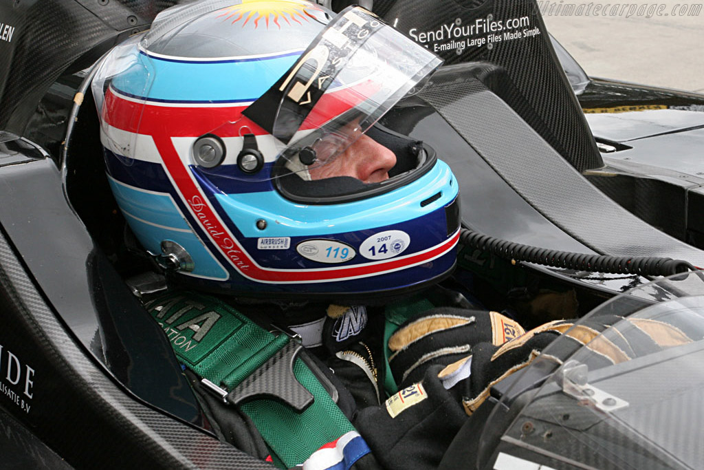 It's Jan Lammers pretending to be David Hart ..   - 2007 Le Mans Series Nurburgring 1000 km