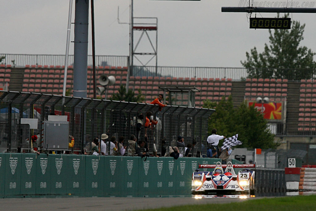 LMP2 Erdos has just taken the flag - Chassis: B0540-HU05 - Entrant: RML - 2007 Le Mans Series Nurburgring 1000 km