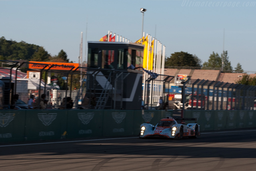 007 across the line - Chassis: B0960-HU02S  - 2009 Le Mans Series Nurburgring 1000 km