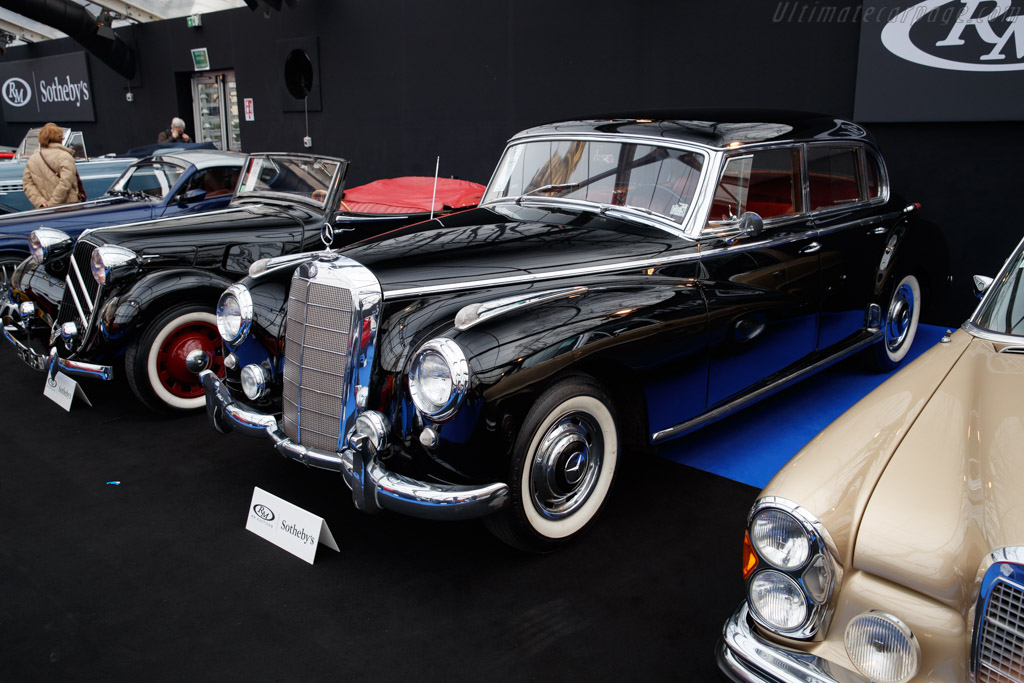 Mercedes-Benz 300 C Sedan - Chassis: 186.016.5500140  - 2019 Retromobile