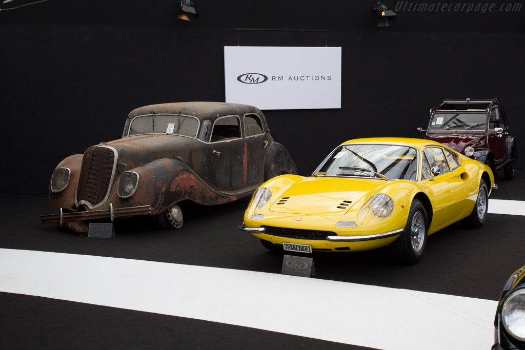 Ferrari 246 Dino GT - Chassis: 01040  - 2015 Retromobile
