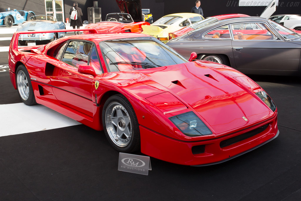 Ferrari F40 - Chassis: 87990  - 2015 Retromobile