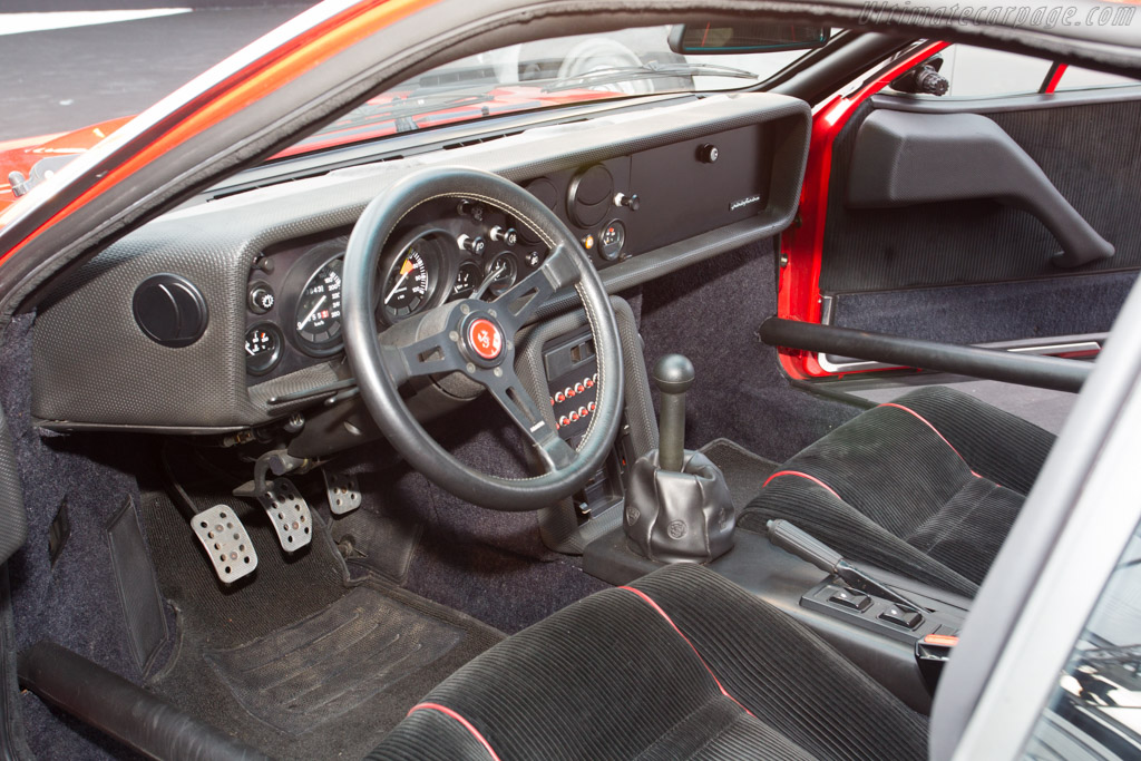 Lancia 037 Stradale - Chassis: ZLA151AR0 00000045  - 2015 Retromobile