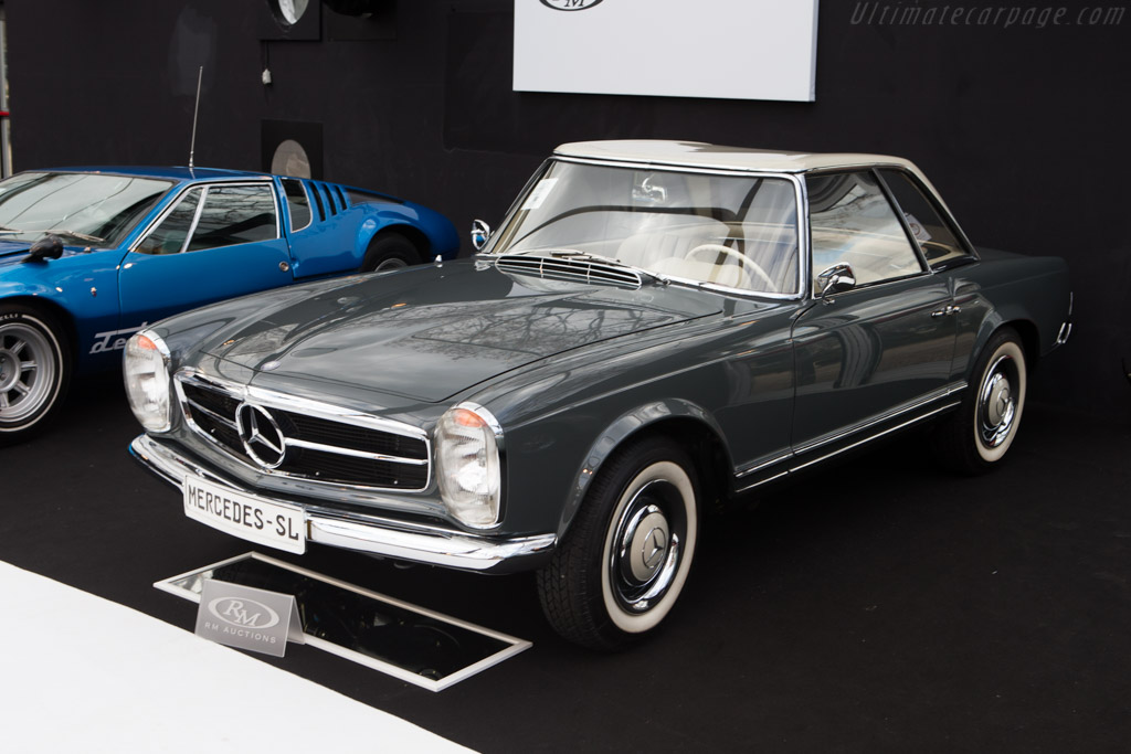 Mercedes-Benz 230 SL - Chassis: 113.042.10.00532  - 2015 Retromobile