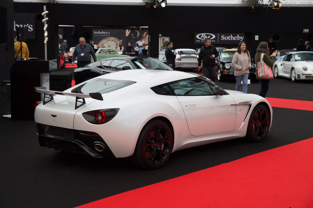 Aston Martin V12 Zagato - Chassis: SCFEBBGF3CGS31235  - 2017 Retromobile