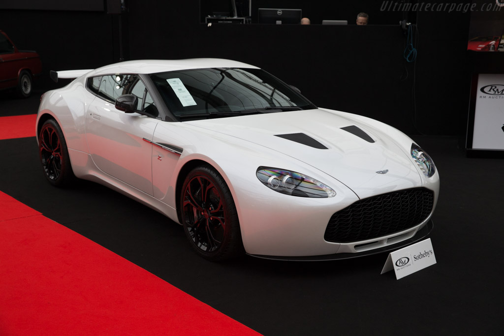 Aston Martin V12 Zagato - Chassis: SCFEBBGF3CGS31235  - 2017 Retromobile