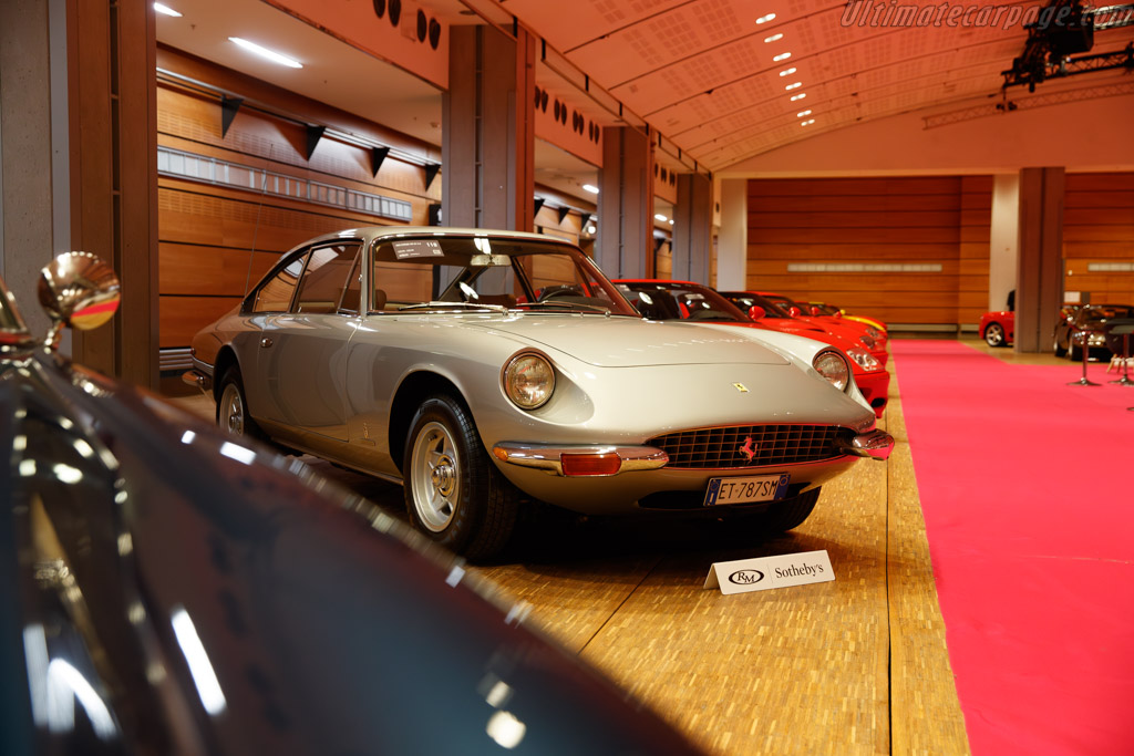 Ferrari 365 GT 2+2 - Chassis: 12333  - 2024 Retromobile
