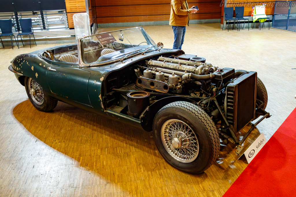 Jaguar E-Type Roadster