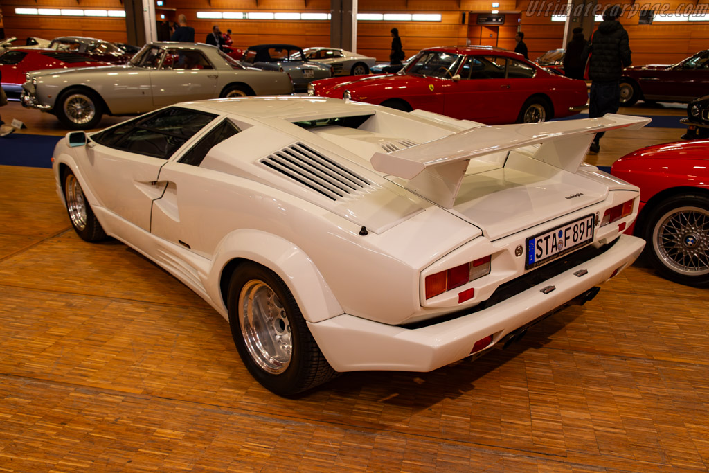 Lamborghini Countach 25th Anniversario