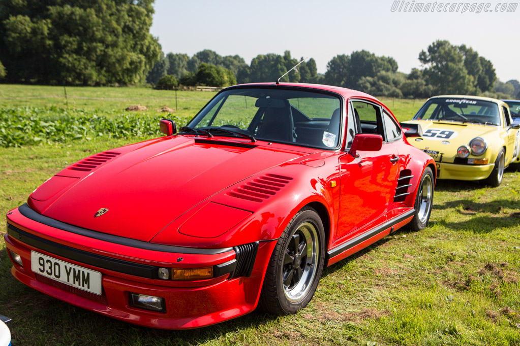Porsche 930 SE Turbo