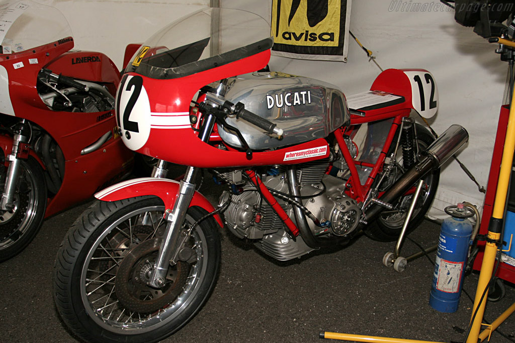 Ducati 750   - 2006 Silverstone Classic