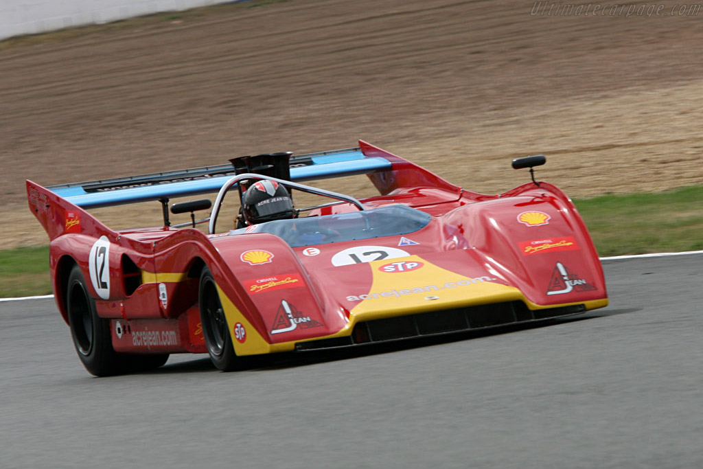 McLaren M8F - Chassis: 3-72  - 2006 Silverstone Classic