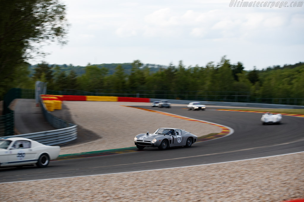 Iso Grifo A3/C - Chassis: B 0227 - Driver: David Hart / Olivier Hart - 2022 Spa Classic