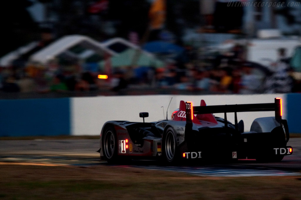 Audi R15 TDI - Chassis: 101  - 2009 Sebring 12 Hours