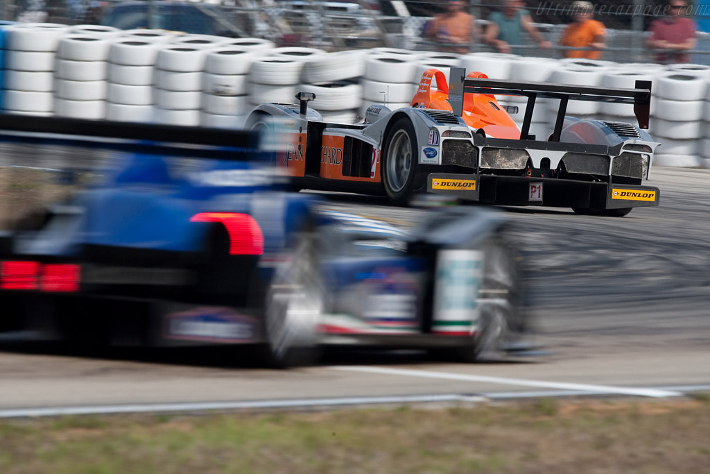 Lola B06/10 AER - Chassis: B0610-HU07  - 2009 Sebring 12 Hours
