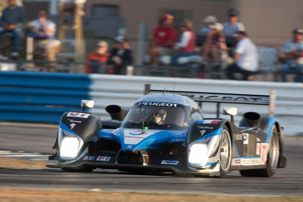 Peugeot 908 HDI Fap - Chassis: 908-05 - Entrant: Team Peugeot Total - Driver: Nicolas Minassian / Pedro Lamy / Christian Klien - 2009 Sebring 12 Hours