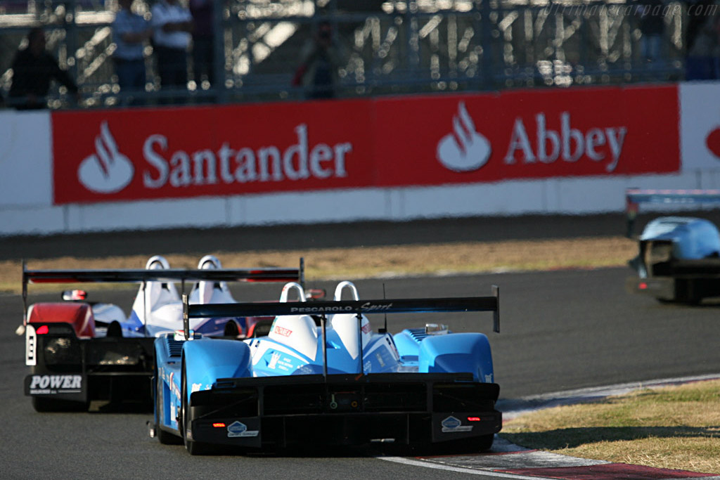 Collard hunting down Mucke - Chassis: 01-05 - Entrant: Pescarolo Sport - 2007 Le Mans Series Silverstone 1000 km