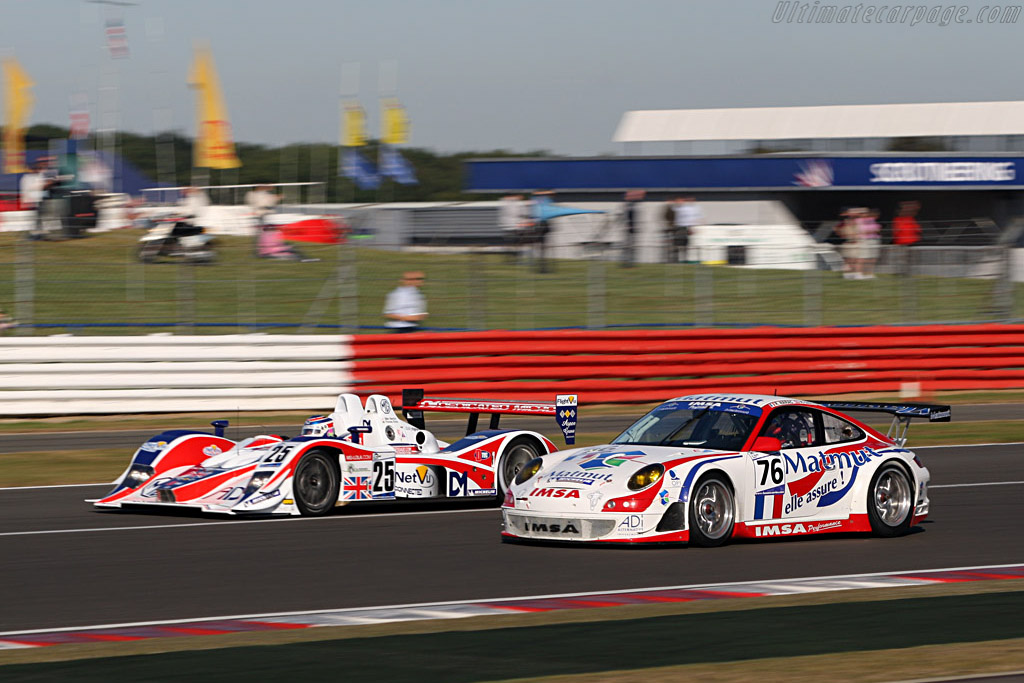 Red, white and blue - Chassis: WP0ZZZ99Z7S799923 - Entrant: IMSA Performance Matmut - 2007 Le Mans Series Silverstone 1000 km