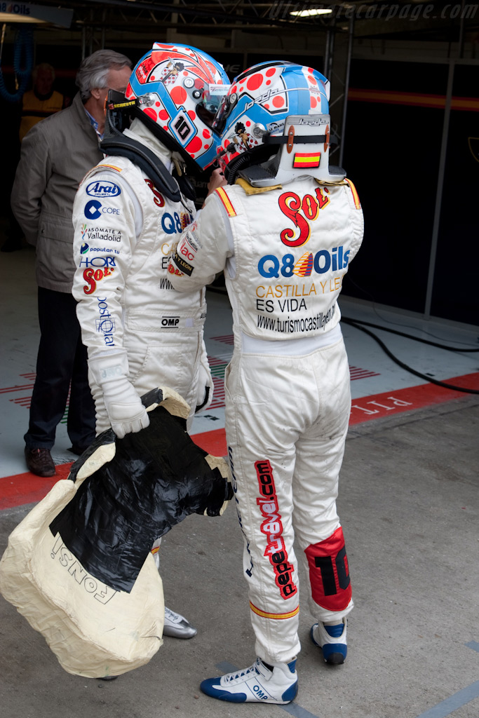 Fonsi Nieto and Carmen Jorda   - 2009 Le Mans Series Silverstone 1000 km