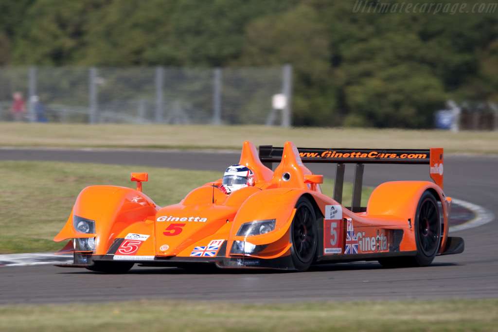 Nigel Mansell during his Le Mans Series debut - Chassis: 09S-06  - 2009 Le Mans Series Silverstone 1000 km