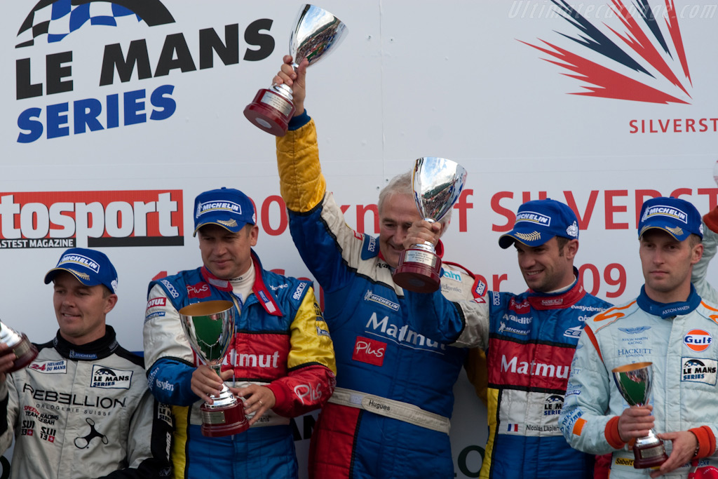 Panis and Lapierre with team boss Hugues de Chaunac   - 2009 Le Mans Series Silverstone 1000 km