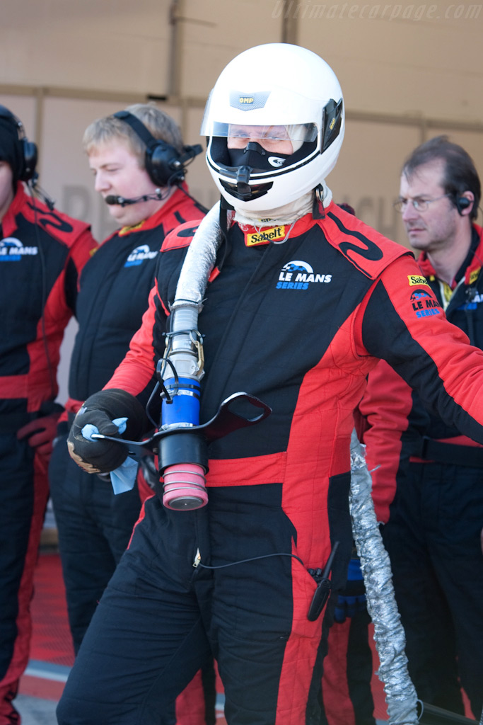 Ready to refuel   - 2009 Le Mans Series Silverstone 1000 km