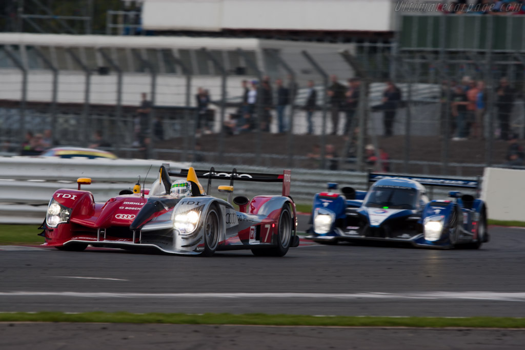 Audi vs Peugeot   - 2010 Le Mans Series Silverstone 1000 km (ILMC)