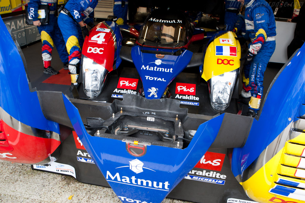 New nose for Oreca Peugeot - Chassis: 908-05  - 2010 Le Mans Series Silverstone 1000 km (ILMC)