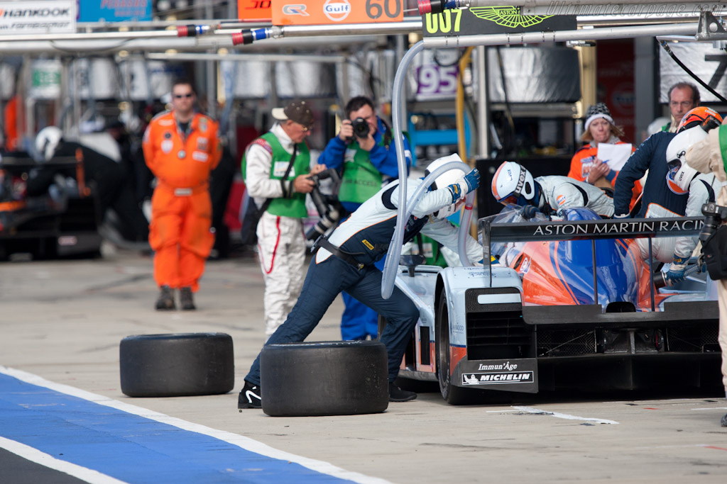 Aston Martin Racing - Chassis: B0960-HU02S  - 2011 Le Mans Series 6 Hours of Silverstone (ILMC)