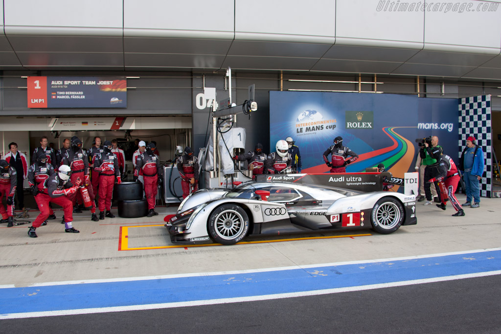 Audi stop - Chassis: 103  - 2011 Le Mans Series 6 Hours of Silverstone (ILMC)