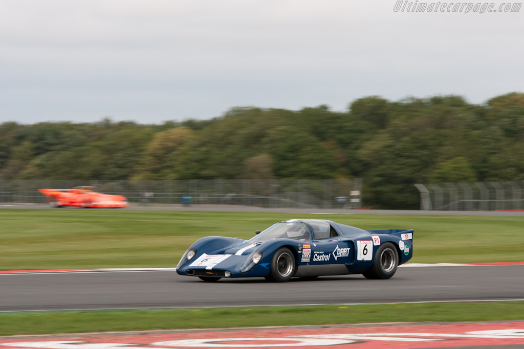 Chevron B16 - Chassis: CH-DBE-29  - 2011 Le Mans Series 6 Hours of Silverstone (ILMC)