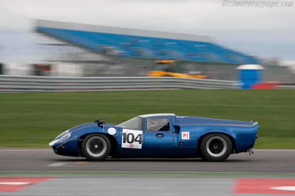 Lola T70 Mk3 - Chassis: SL73/118  - 2011 Le Mans Series 6 Hours of Silverstone (ILMC)