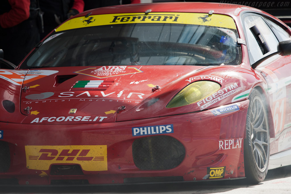 Smoking brakes - Chassis: 2464  - 2011 Le Mans Series 6 Hours of Silverstone (ILMC)