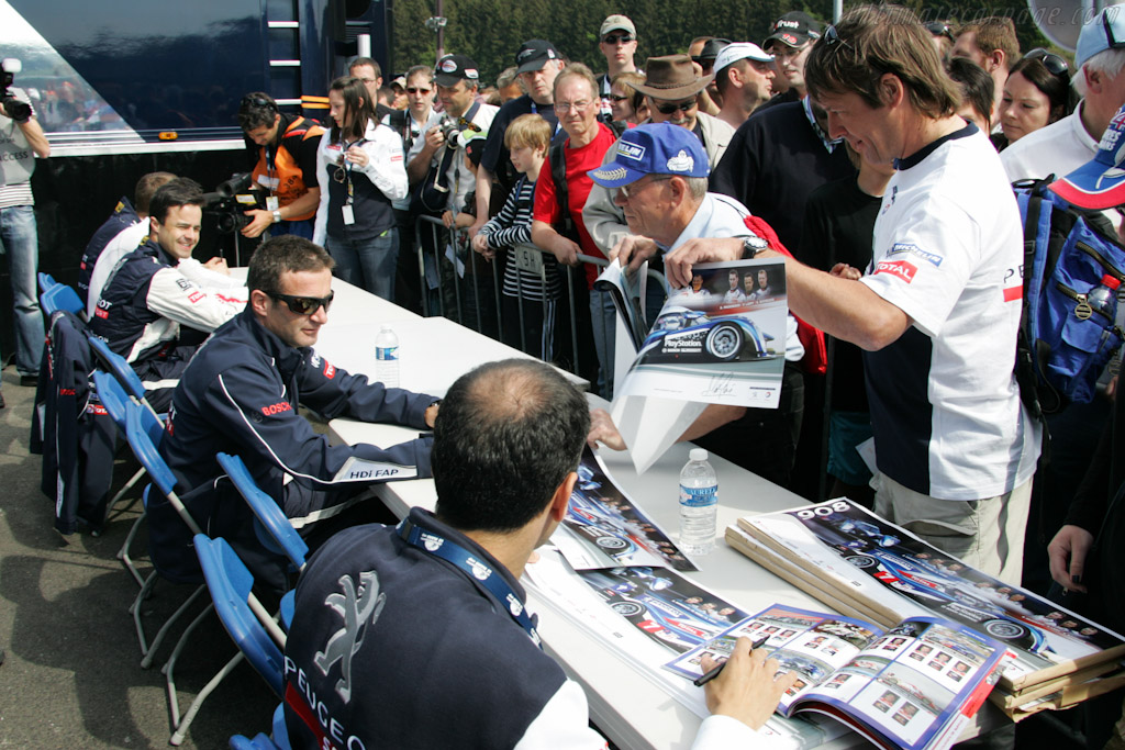Autograph Session   - 2011 Le Mans Series Spa 1000 km (ILMC)