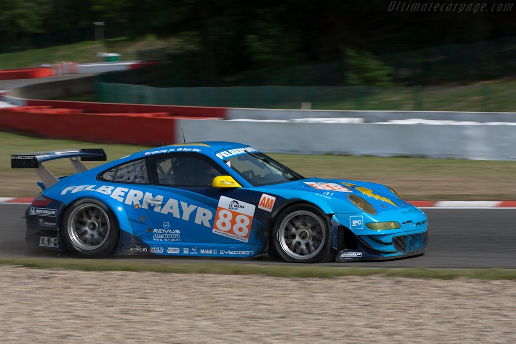 Front puncture - Chassis: WP0ZZZ99Z9S799918  - 2011 Le Mans Series Spa 1000 km (ILMC)