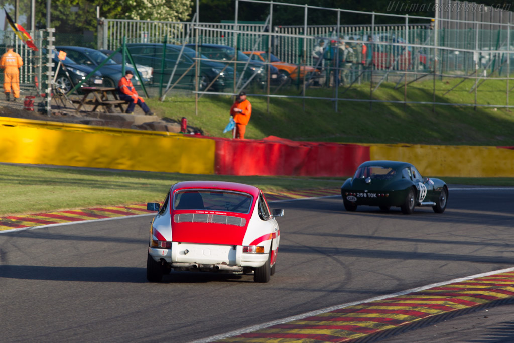 Porsche 911 - Chassis: 300377 - Driver: Philippe Scemama / Yves Scemama - 2014 Spa Classic