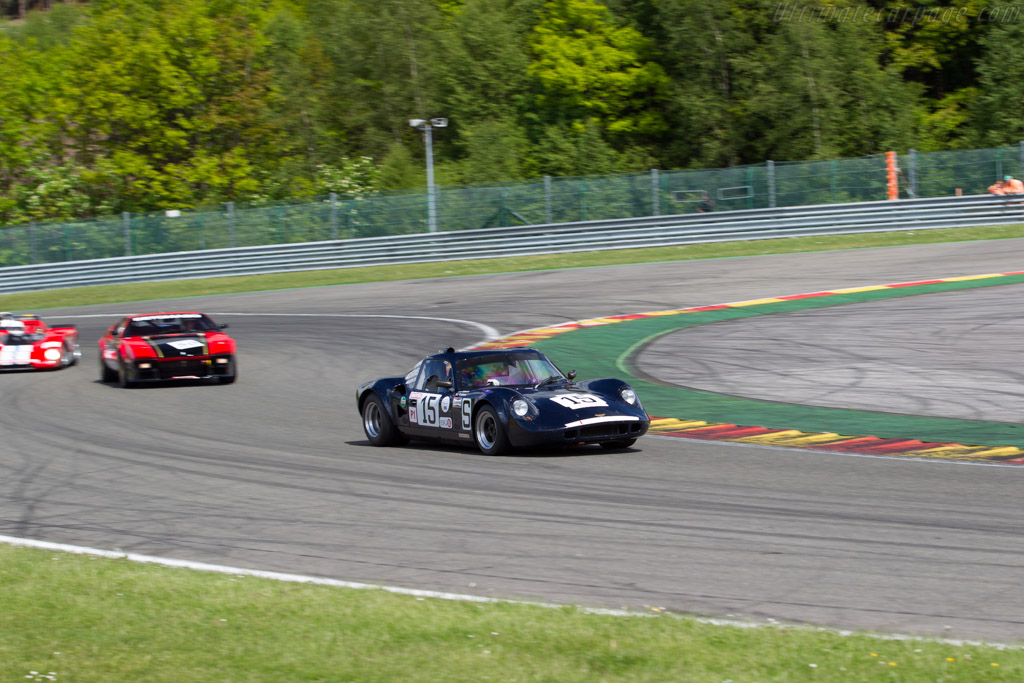 Chevron B8 - Chassis: CH-DBE-71 - Driver: John Emberson / Bill Wykeham - 2015 Spa Classic