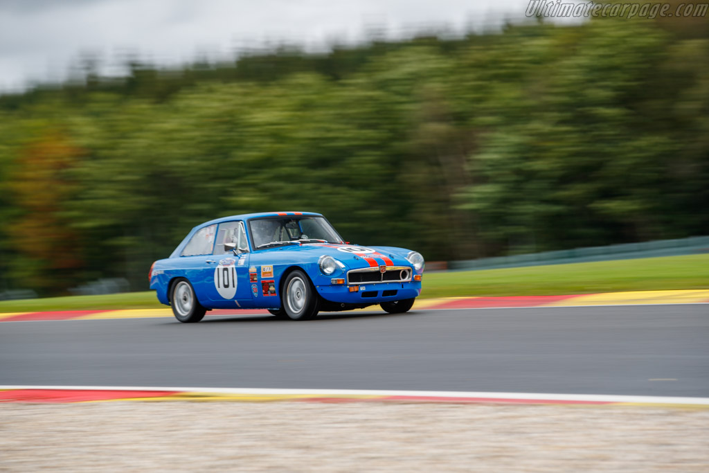 MG B GT  - Driver: Julian Howe - 2024 Spa Six Hours