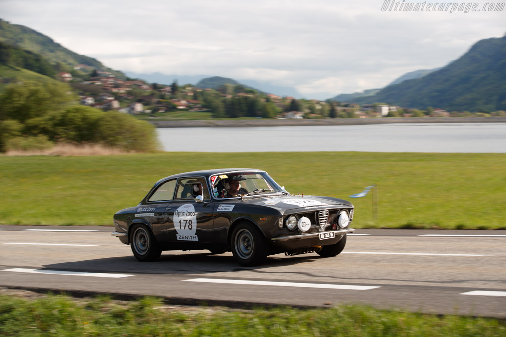 Alfa Romeo Giulia Sprint GT  - Driver: Olivier Pernaut / Margot Laffite - 2018 Tour Auto
