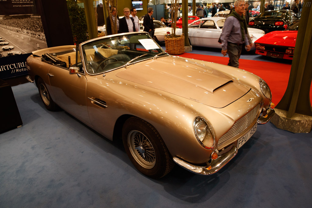 Aston Martin DB6 Volante - Chassis: DBVC/3688/R - Entrant: Artcurial - 2018 Techno Classica