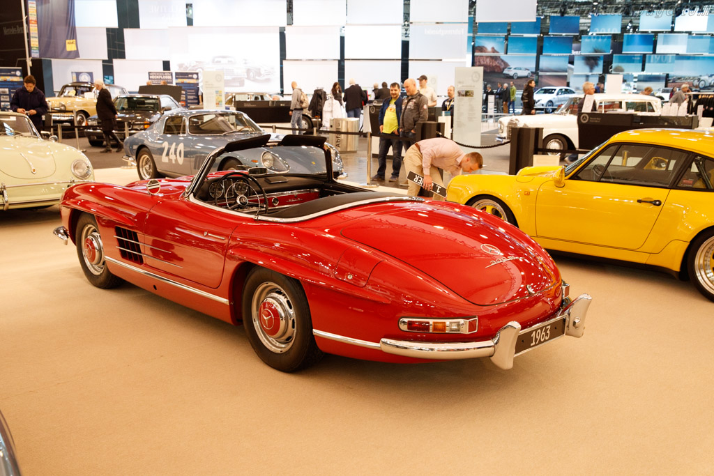 Mercedes-Benz 300 SL Roadster  - Entrant: Axel Schütte - 2019 Techno Classica